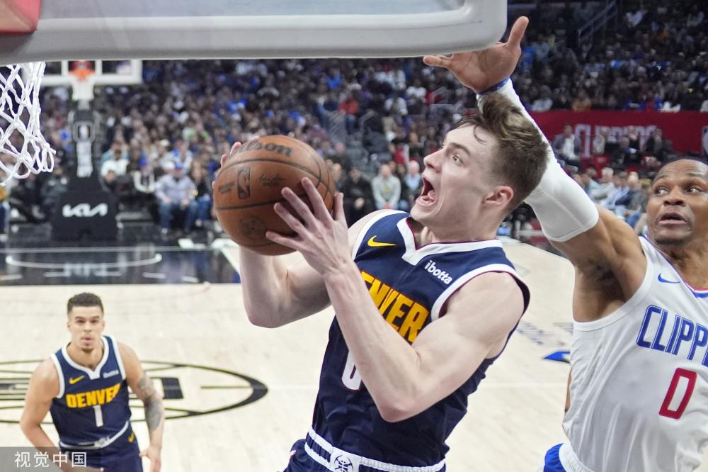 的赛场上 的赛场上