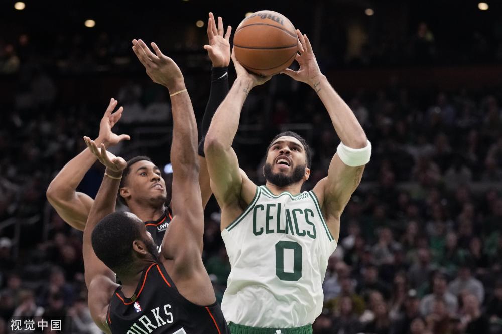 肘击对手喉 肘击对手喉